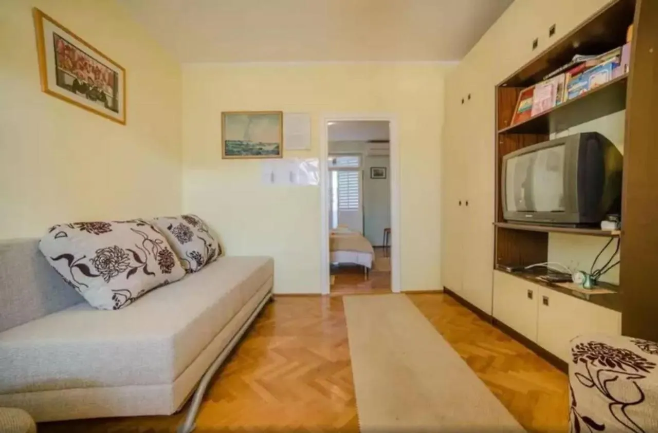 פורץ Apartments Luco Near The Beach And City Center 3*,